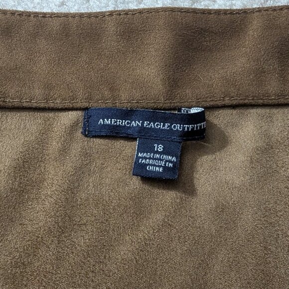 AE Faux Suede Button-Up Skirt - Picture 4 of 4